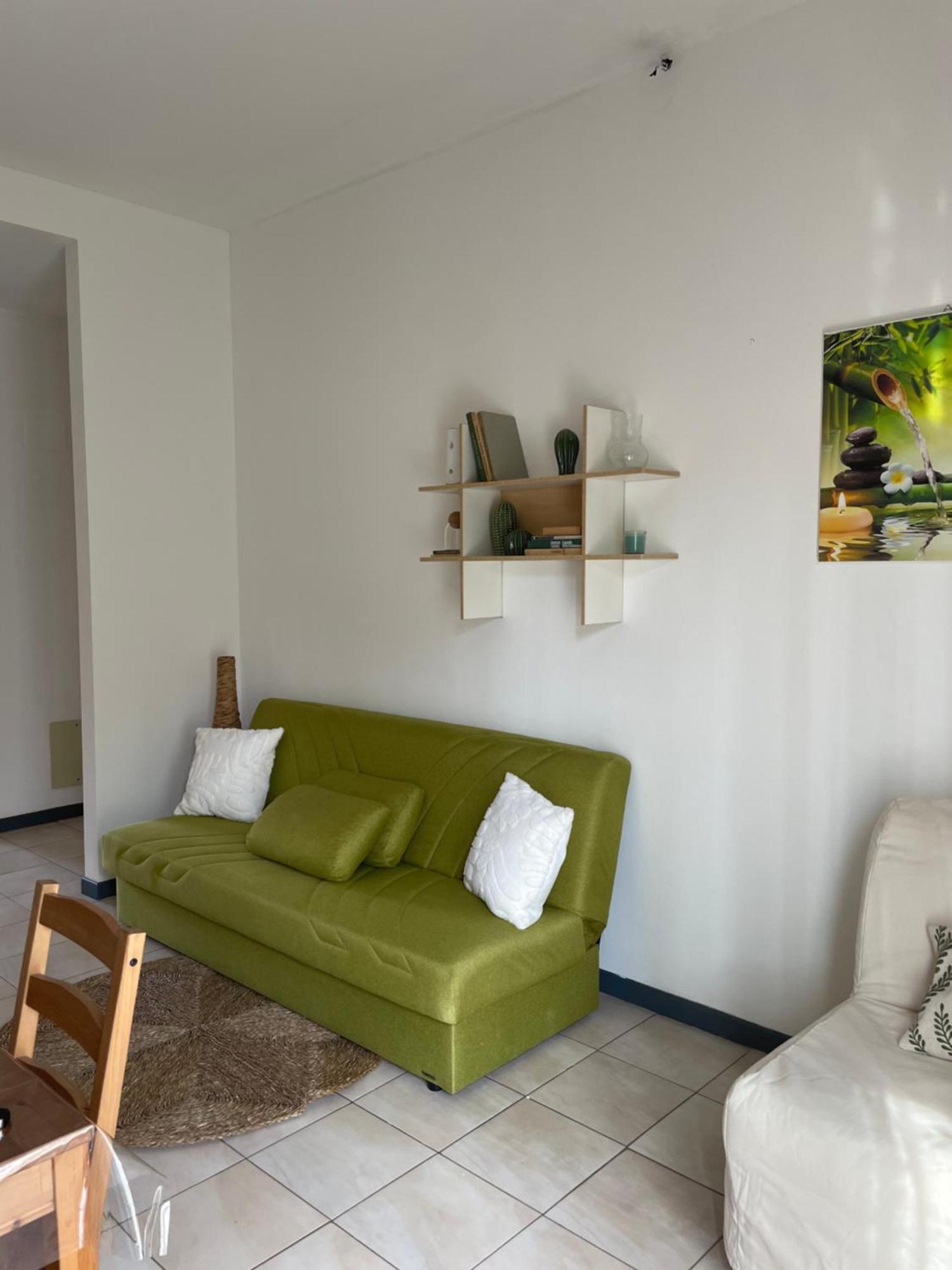 Bamboo Apartment Rho Eksteriør bilde